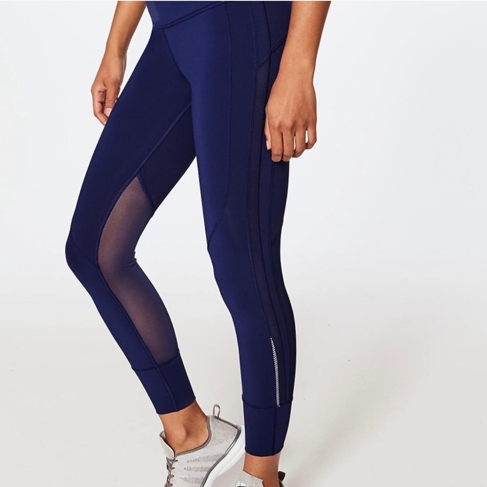 LULULEMON Hit It 7/8 Tight *25”